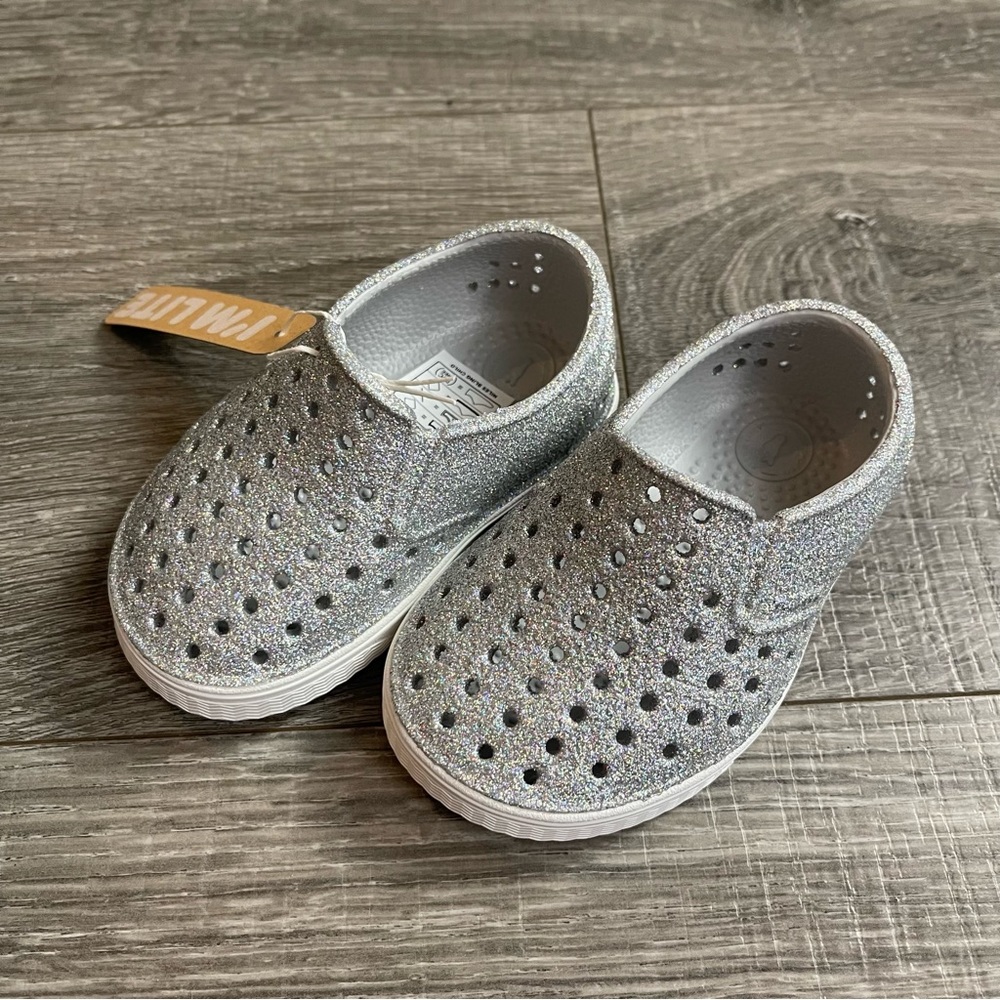 Native Miles Bling Silver Glitter Baby Toddler Slip-on shoe 4C